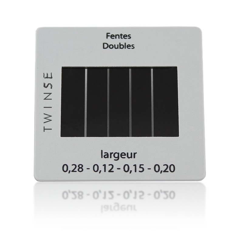 Diapositive fentes de Young doubles à largeur variable