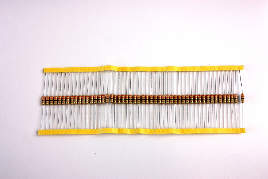 Résistances 120 Ohms - 1 W (lot de 50)