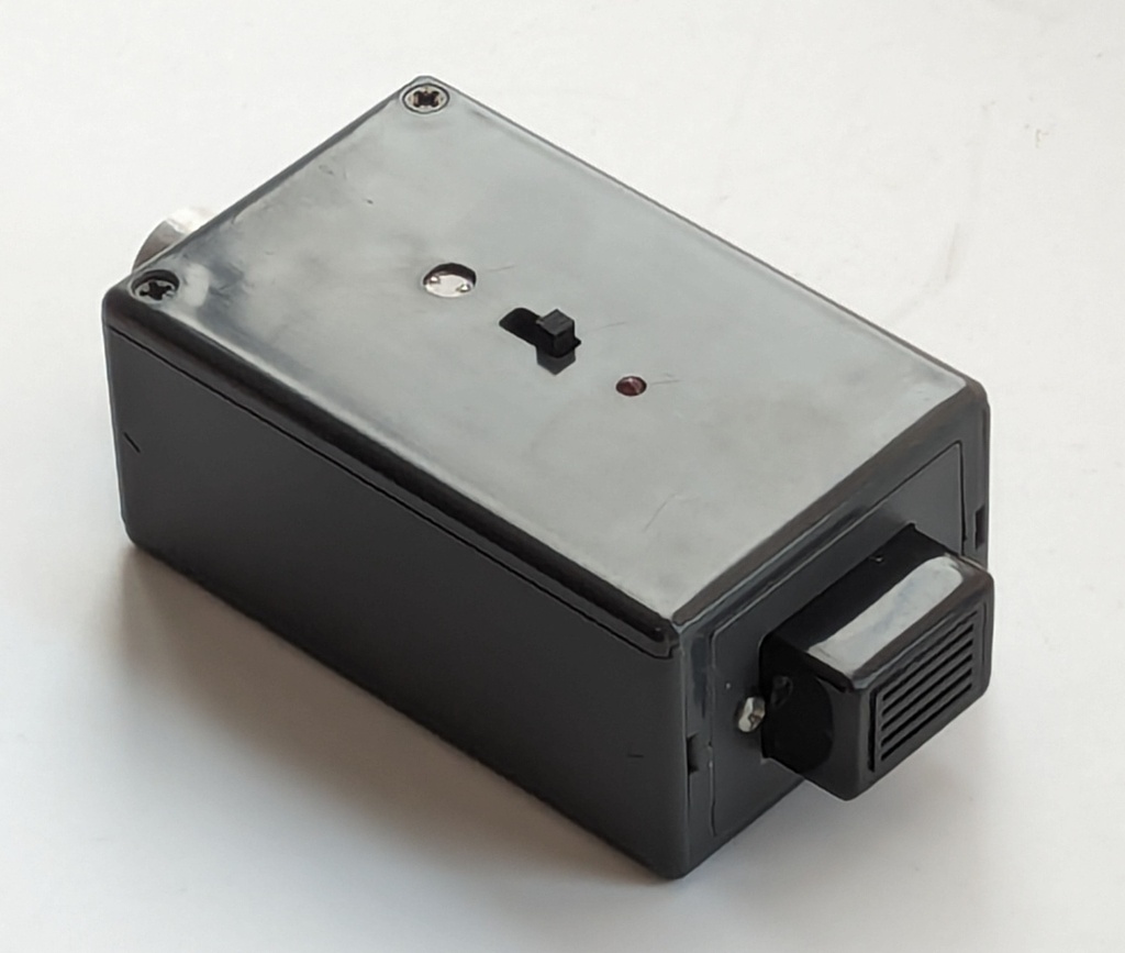 [#700245] Buzzer pour chambre sourde élève 003004