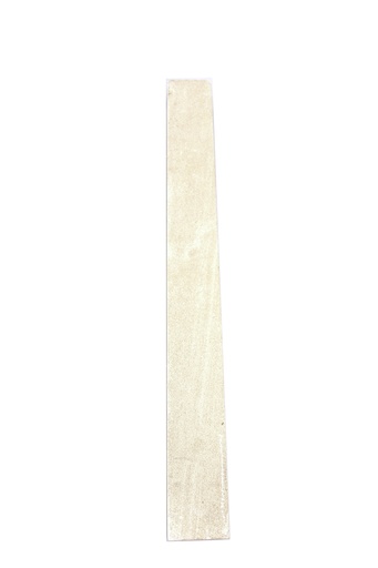 [032046] Barre de roche 50 x 5 x 5 cm : Calcaire (plâtre)